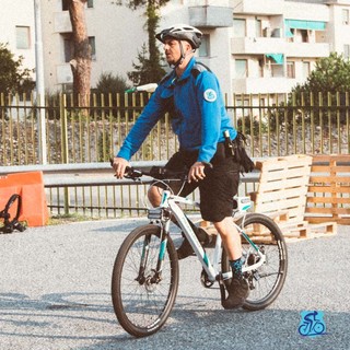 Foto tratta dalla pagina Facebook Accademia Italiana Pattuglia in Bicicletta