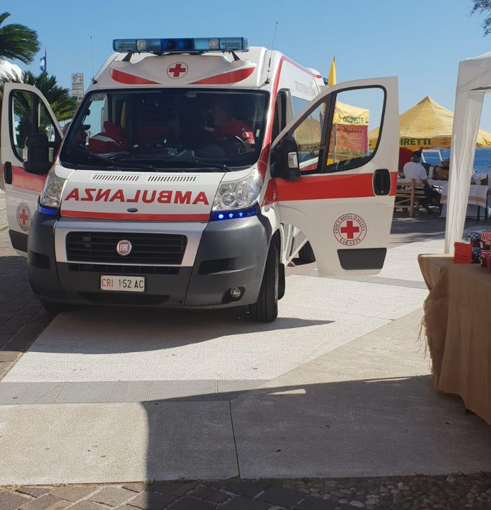 Malore in fiera a Celle Ligure per una donna di circa 70 anni Malore in fiera a Celle Ligure per una donna di circa 70 anni