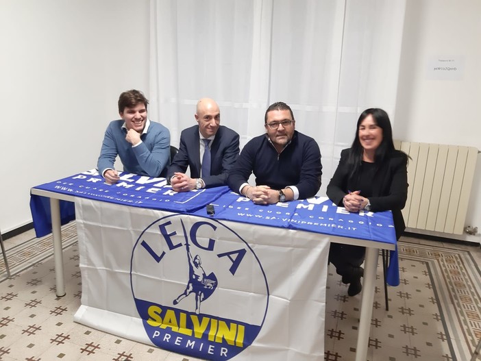 Savona, il consigliere Martino passa dal misto alla Lega, senatore Ripamonti: "Avanti così, in comune diamo problemi ma siamo leali"