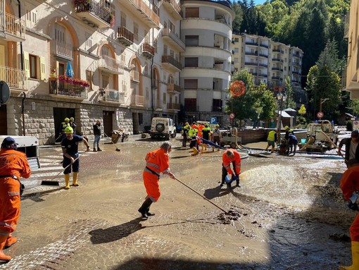 Confesercenti, Lift spa e comune di Limone Piemonte: "L’alluvione non ci fermerà. Stiamo lavorando per riaprire al più presto parte degli impianti della Riserva Bianca" Confesercenti, Lift spa e comune di Limone Piemonte: "L’alluvione non ci fermerà. Stiamo lavorando per riaprire al più presto parte degli impianti della Riserva Bianca"