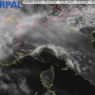 Meteo, vento forte con qualche precipitazione sparsa