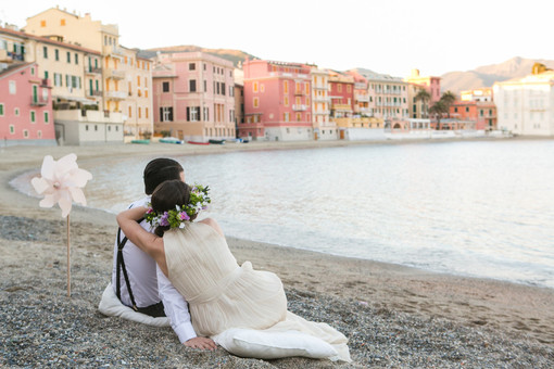 Sì ai matrimoni in Liguria ma rispettando le misure che vietano assembramenti Sì ai matrimoni in Liguria ma rispettando le misure che vietano assembramenti
