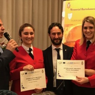 VIII Memorial “B. Marchiano”:  i sindaci di Alassio e Albenga e 130 ospiti per la cena solidale di AVSI