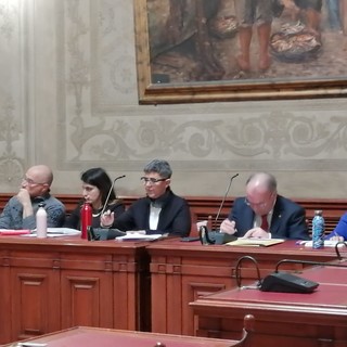 Coronavirus, le minoranze a Finale Ligure: “Sui tributi oculata dilazione, avanzo di bilancio solo per famiglie, lavoratori e imprese”