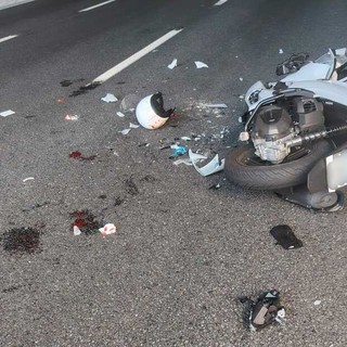 Scontro tra mezzi in A10 all'altezza di Celle: coinvolti un'auto, una moto e un furgone, soccorsi mobilitati e code verso Genova