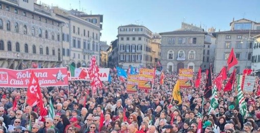 Firenze, manifestazione "Per la scuola, per la Costituzione, contro ogni fascismo": Cgil e Flc Cgil Savona presenti Firenze, manifestazione "Per la scuola, per la Costituzione, contro ogni fascismo": Cgil e Flc Cgil Savona presenti