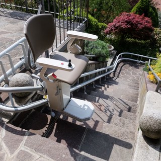 Come funziona un montascale per disabili e quanto costa