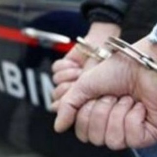 Noli, trovato in possesso di droga: in manette un 18enne savonese Noli, trovato in possesso di droga: in manette un 18enne savonese