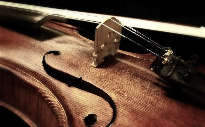 Il Primo Violino della Scala in concerto a Varazze:  una serata di grande musica per sostenere i giovani talenti