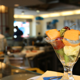 Molo 8.44: con Golden Beach e Lo Blò il sabato sera parte presto