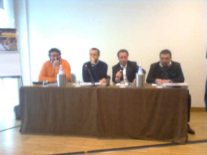 Paolo Marson candidato sindaco (PdL) si presenta: "La nebbia di Berruti si vede dai suoi manifesti elettorali"