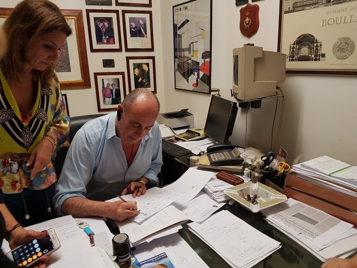 Elezioni comunali, Alassio, Melgrati si scatena al telefono con Scajola: "La coerenza in politica paga sempre"