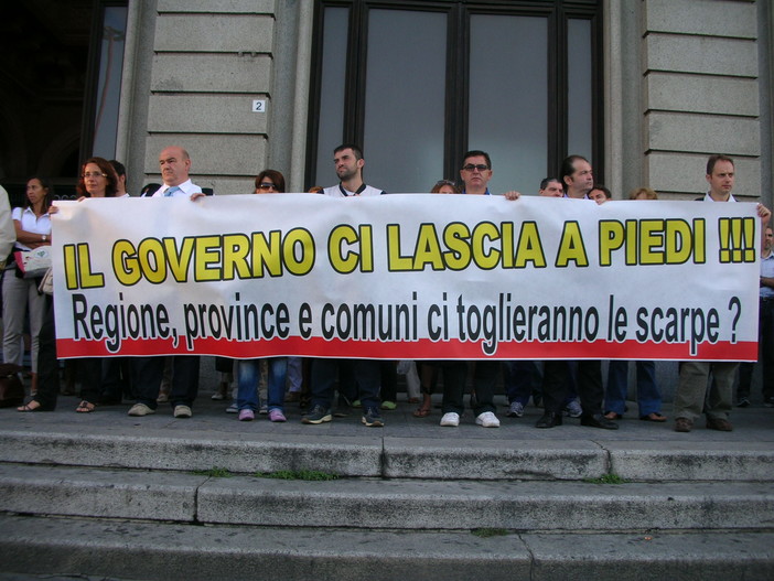 Treni: circa 300 i pendolari che questa mattina hanno aderito al Mobility Day Treni: circa 300 i pendolari che questa mattina hanno aderito al Mobility Day
