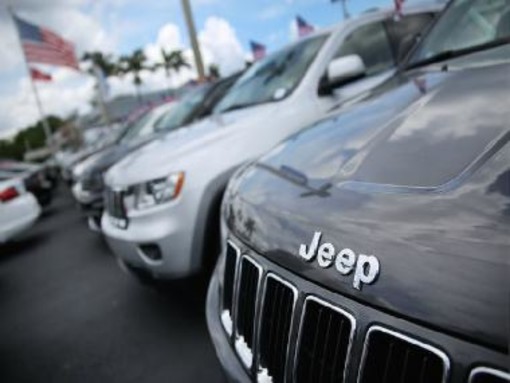 Rischio perdita di carburante e problemi al tergicristallo: Fiat Chrysler richiama "Dodge Durango" e SUV "Jeep Grand Cherokee" in tutto il mondo