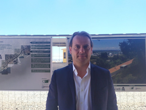 Pista ciclabile, Marco Scajola: "Progetto soddisfacente". Autostrade?: "Sulla sicurezza non prendiamo lezioni da nessuno" (video) Pista ciclabile, Marco Scajola: "Progetto soddisfacente". Autostrade?: "Sulla sicurezza non prendiamo lezioni da nessuno" (video)