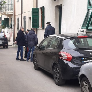 41enne trovato senza vita in un appartamento ad Albisola: dall'autopsia nessun segno di violenza