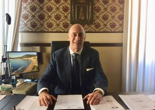 Alpini, pulizie straordinarie e ANAS: nuova lettera del Sindaco Melgrati Alpini, pulizie straordinarie e ANAS: nuova lettera del Sindaco Melgrati