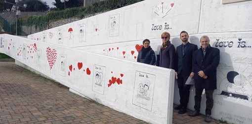 Ceriale: 22 murales con lo storico slogan "Love is…", speciale inaugurazione nella frazione di Peagna