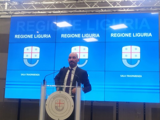 Covid, Bassetti: "Tempi della degenza ridotti grazie all'uso dei monoclonali"