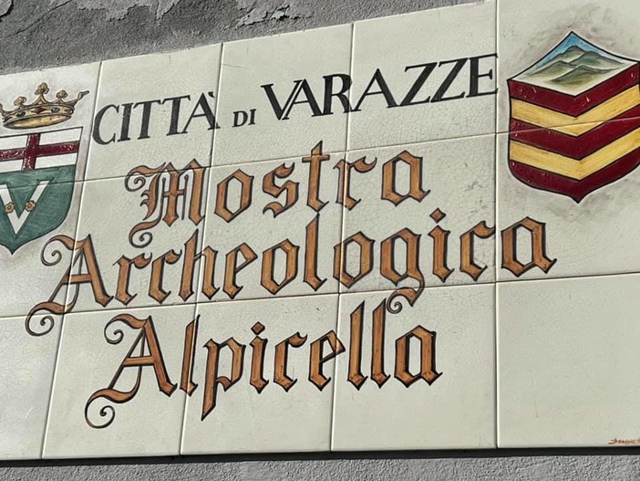 Varazze, riapre con un nuovo allestimento l'esposizione del Museo Archeologico dell'Alpicella