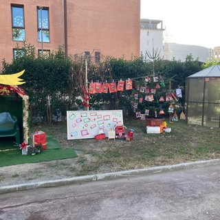 Albenga, la magia del Natale tra i bimbi del Nido Roberto di Ferro