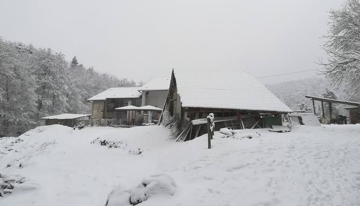 Maltempo, neve in Val Bormida e pioggia sulla costa (FOTO)