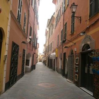 Via Buragine/Via Cavour a Loano;