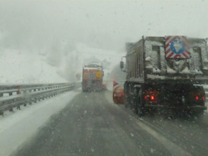 Automobilisti al freddo, chiuso il tratto tra Mondovì e Altare dell'Autostrada A6