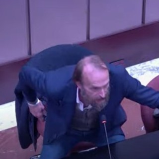 Il 'Patto per le infrastrutture' "incendia" il consiglio provinciale. Consigliere Niero: "Uno spot elettorale grosso come una casa, imbarazzante"