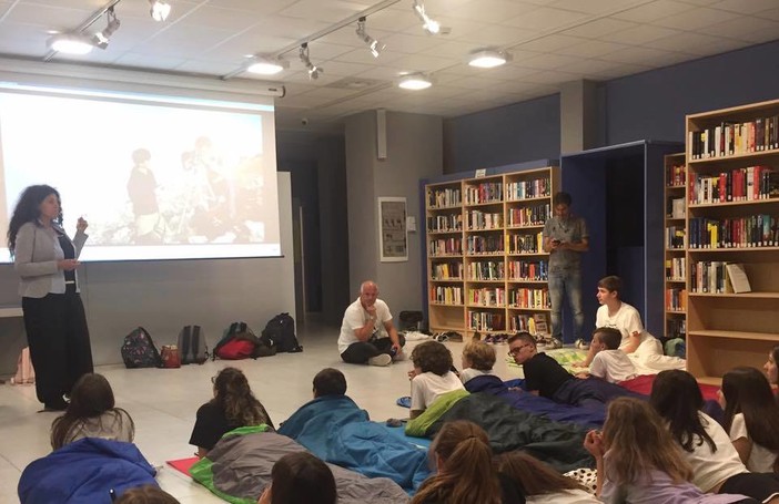 Una notte al Museo di Albissola Marina per 20 studenti di terza media Una notte al Museo di Albissola Marina per 20 studenti di terza media