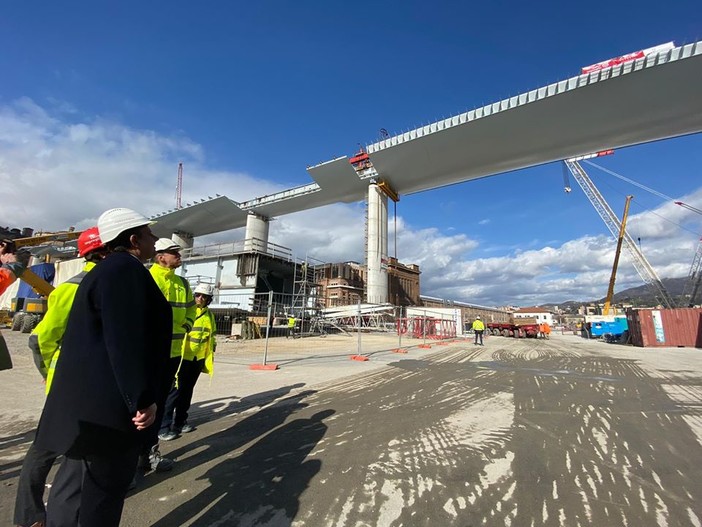 La rinascita di Genova dopo il crollo del "Morandi": ecco l'impalcato del nuovo ponte