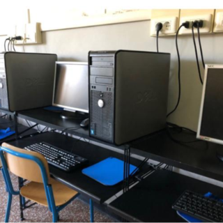Millesimo, incrementato il laboratorio di informatica della scuola primaria e secondaria