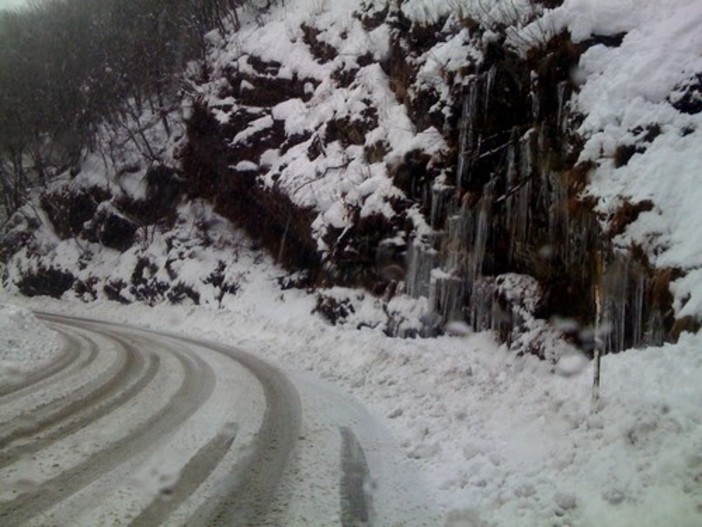 Due giorni di lavoro ininterrotto per i vigili del fuoco in provincia di Savona