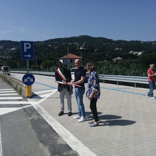 Più parcheggi e viabilità semplificata: nuova vita a Spotorno per le aree dell'ex sedime ferroviario di località Serra (FOTO e VIDEO) Più parcheggi e viabilità semplificata: nuova vita a Spotorno per le aree dell'ex sedime ferroviario di località Serra (FOTO e VIDEO)