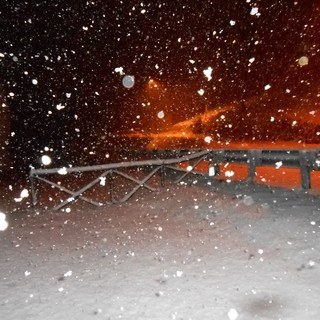 Iniziano le piogge e le prime nevicate, allerta meteo arancione in Valbormida e nel levante savonese