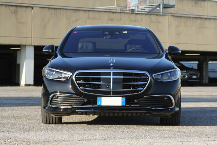 Noleggiare un veicolo con conducente per transfer ed eventi con l’Autonoleggio Stefano Tudisco Noleggiare un veicolo con conducente per transfer ed eventi con l’Autonoleggio Stefano Tudisco