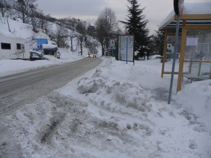 foto di un cittadino su condizione strade Cadibona foto di un cittadino su condizione strade Cadibona