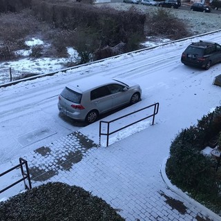 Allerta neve, primi fiocchi in Val Bormida. Temperature abbondantemente sotto lo zero