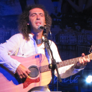 Onzo festeggia la sua costituzione con un concerto gratuito di Nando Rizzo