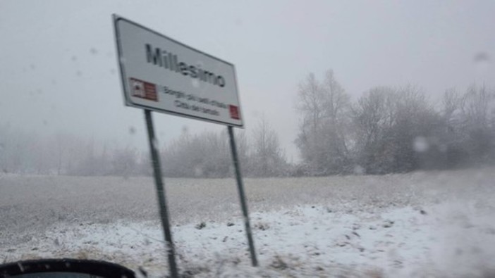 Millesimo, pericolo ghiaccio su strade e marciapiedi: il sindaco Pizzorno raccomanda prudenza alla cittadinanza Millesimo, pericolo ghiaccio su strade e marciapiedi: il sindaco Pizzorno raccomanda prudenza alla cittadinanza