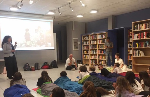 Una notte al Museo di Albissola Marina per 20 studenti di terza media Una notte al Museo di Albissola Marina per 20 studenti di terza media