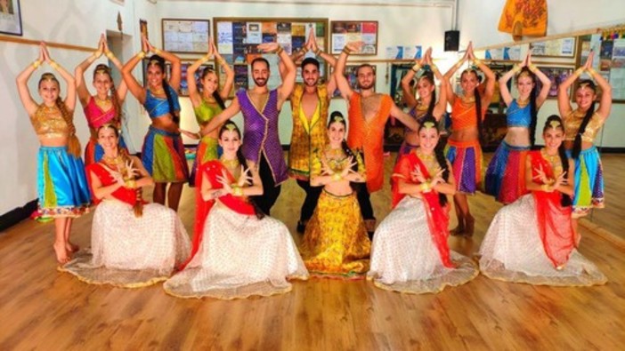 Sette ballerini savonesi nel Negma Dance Group che ha fatto breccia nel cuore di Joe Bastianich a Italia’s got Talent (FOTO E VIDEO)