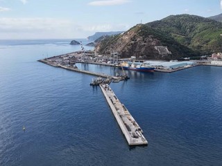 Foto tratte dal video pubblicato sul canale YouTube Ports of Genoa Foto tratte dal video pubblicato sul canale YouTube Ports of Genoa
