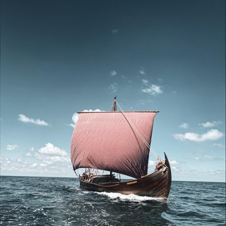 La nave vichinga "Saga Farmann" fa tappa nel porto di Andora La nave vichinga "Saga Farmann" fa tappa nel porto di Andora