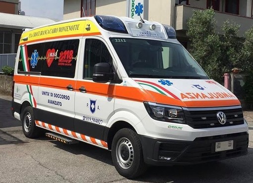 Cairo, la Croce Bianca inaugura una nuova ambulanza: il 4 luglio taglio del nastro in piazza della Vittoria Cairo, la Croce Bianca inaugura una nuova ambulanza: il 4 luglio taglio del nastro in piazza della Vittoria