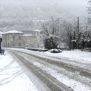 Nevicate abbondanti in Val Bormida, scatta l'Allerta 2 ma le scuole restano aperte Nevicate abbondanti in Val Bormida, scatta l'Allerta 2 ma le scuole restano aperte