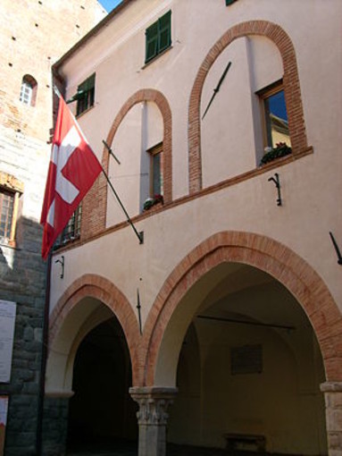 Da disoccupati a cacciatori di evasori Da disoccupati a cacciatori di evasori