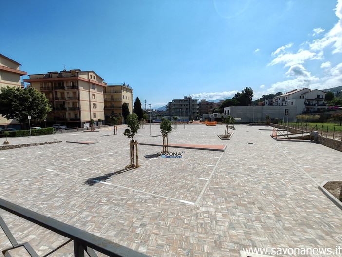 Pietra, restyling per piazza Aldo Moro: nuovi posti auto al servizio della città (FOTO e VIDEO) Pietra, restyling per piazza Aldo Moro: nuovi posti auto al servizio della città (FOTO e VIDEO)