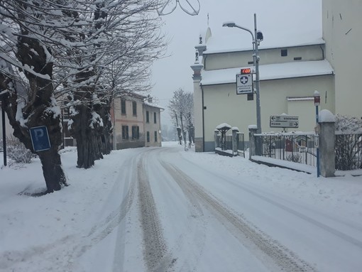 Allerta meteo: neve e pioggia in provincia di Savona (VIDEO) Allerta meteo: neve e pioggia in provincia di Savona (VIDEO)