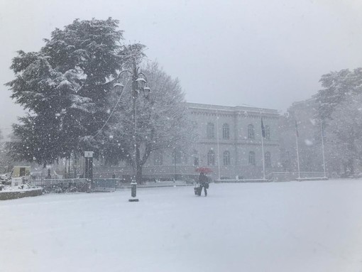 Meteo, aria fredda in arrivo la prossima settimana: possibili nevicate a quota bassa Meteo, aria fredda in arrivo la prossima settimana: possibili nevicate a quota bassa